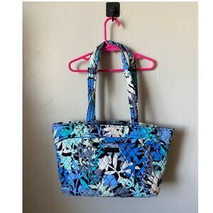 Vera Bradley Retired Quilted Blue CamoFloral Shoulder Tote Bag Purse Cottagecore